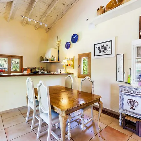 Vila Cuxac De Na Joana